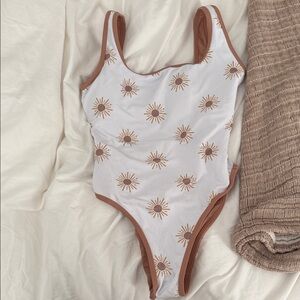 LainSnow Swimsuit - White and Brown Sun Design